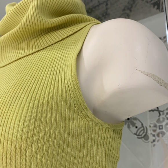 Vintage Silk Blend Ribbed Sleeveless Cowl Neck Top - Picture 4 of 7